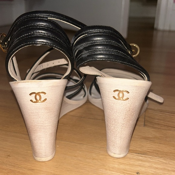 AUTHENTIC VINTAGE CHANEL Y2K WEDGE - Picture 3 of 5